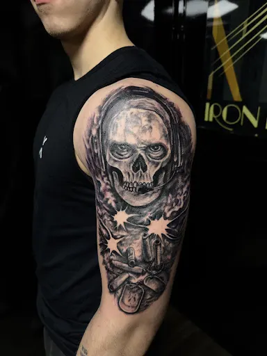 STUDIO TATUAŻU JÓZEFÓW " Pig4ink Tattoo " - Mateusz Jesiotr